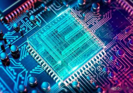 芯片技術邁入2納米時代 挑戰摩爾定律瓶頸，量子計算開辟新路徑